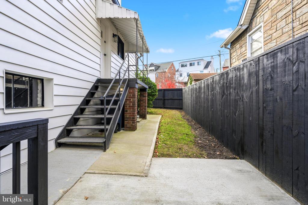 801 VAN BUREN STREET NW