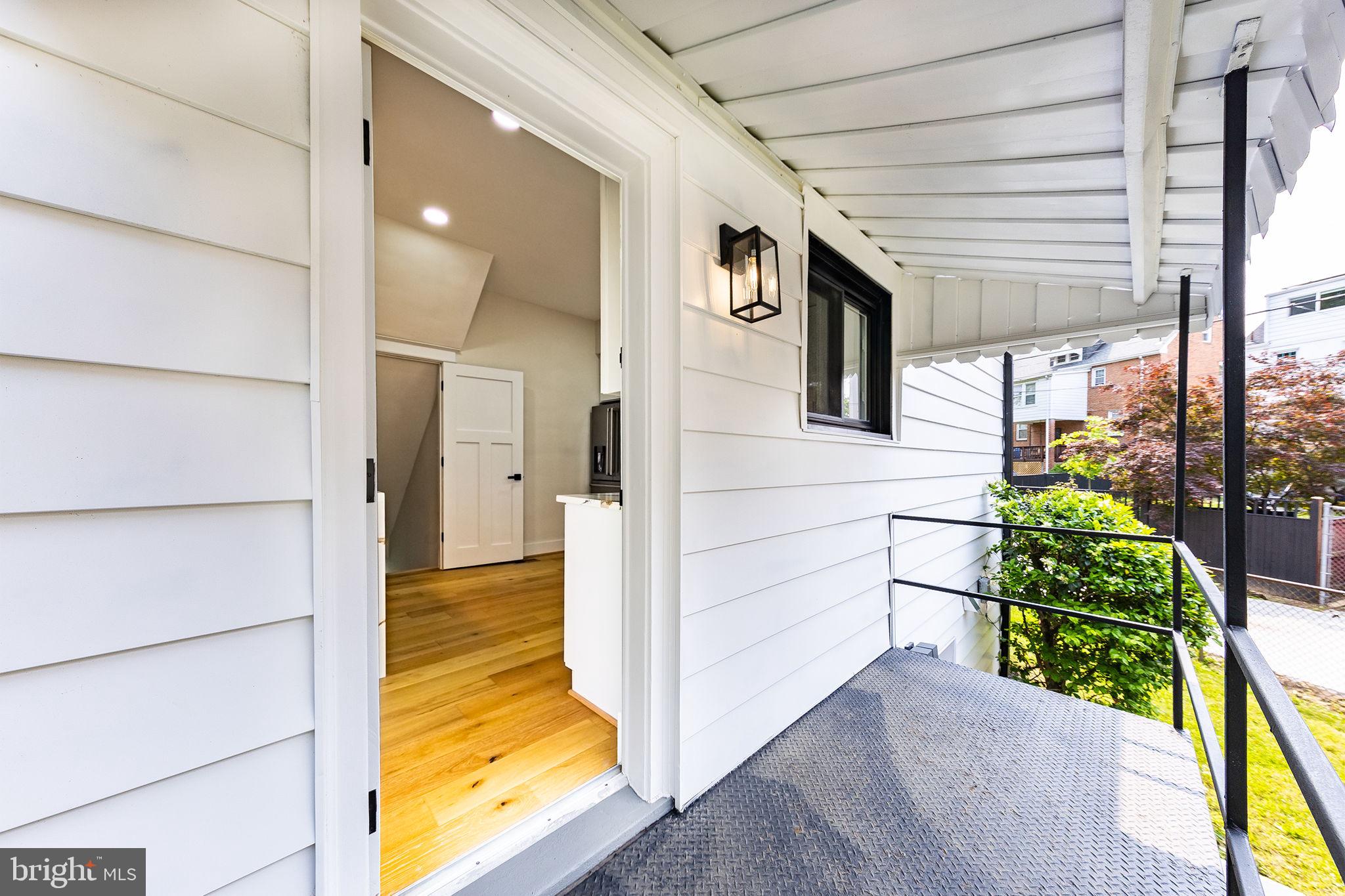 801 van Buren St NW