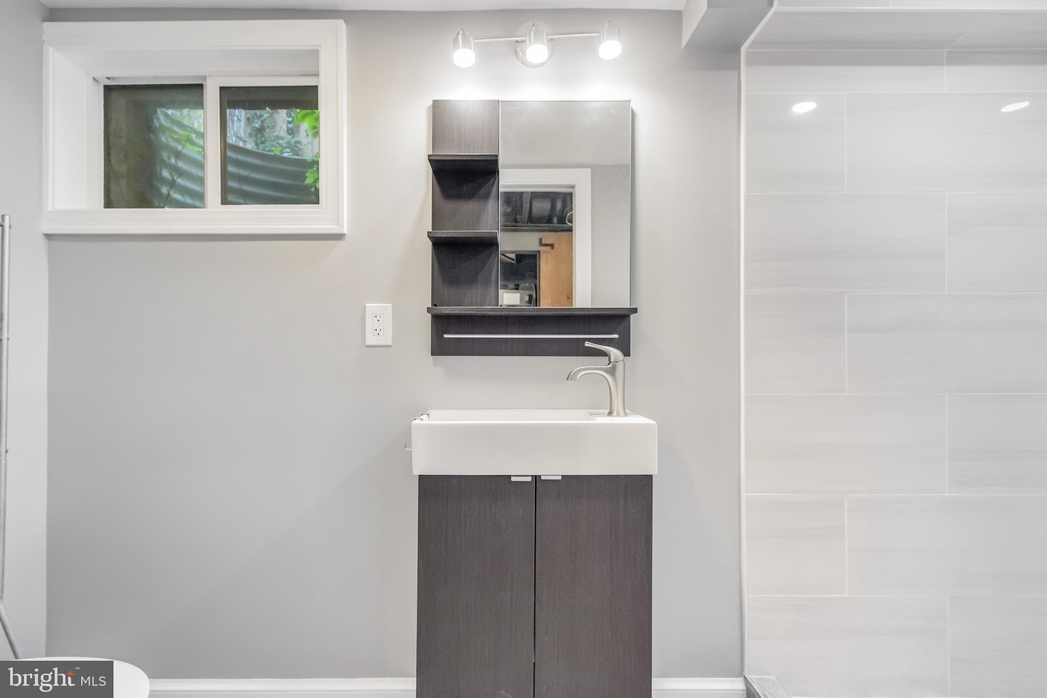 5520 North Capitol St NW