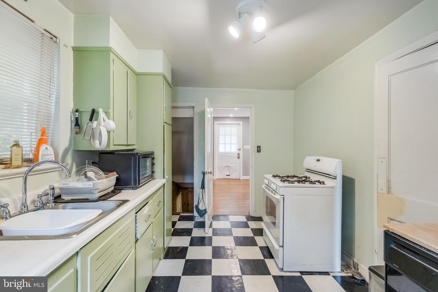 5520 North Capitol St NW