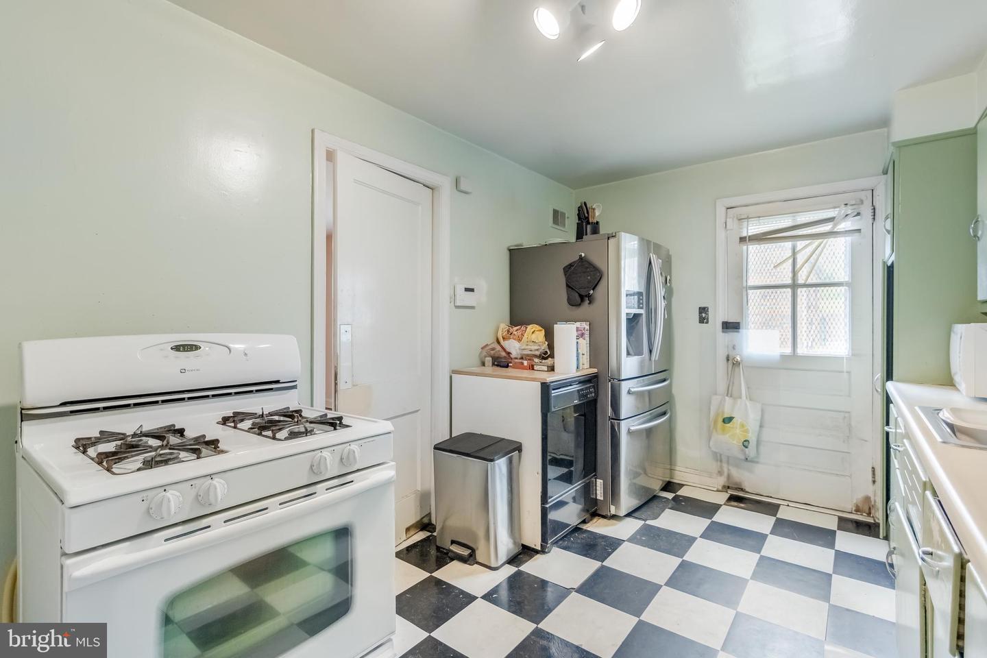 5520 North Capitol St NW