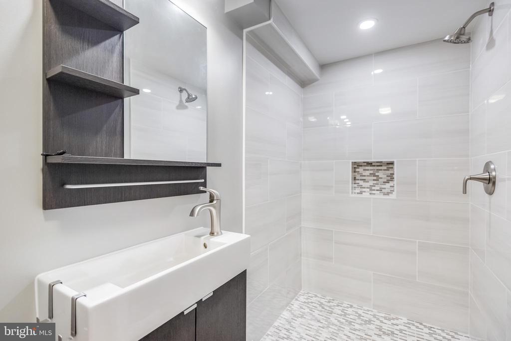 5520 North Capitol St NW