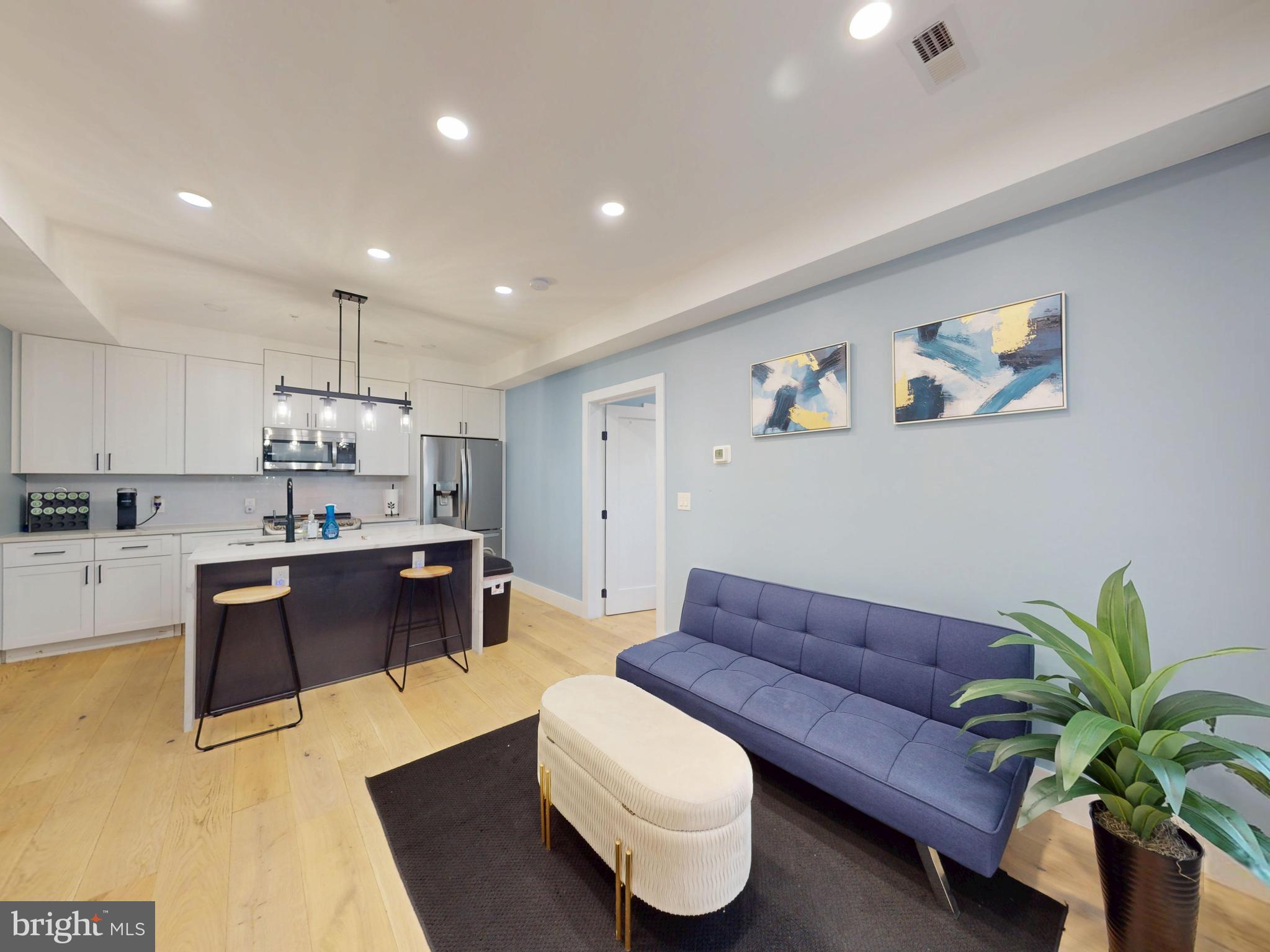 927 Kennedy St NW #303