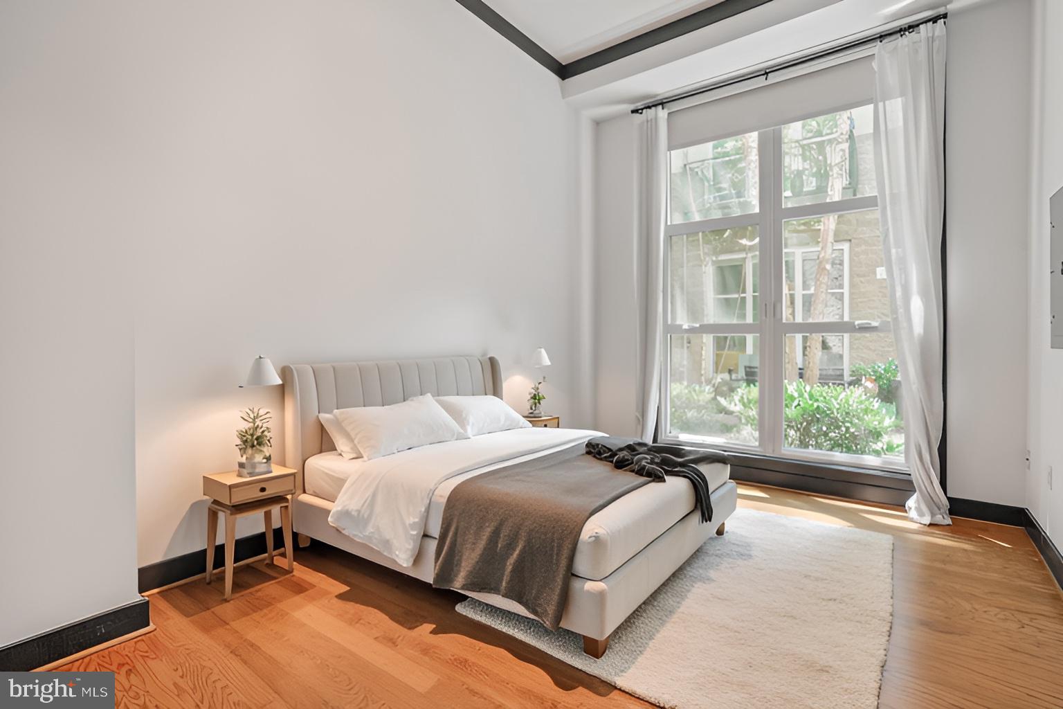 2380 CHAMPLAIN ST NW #104