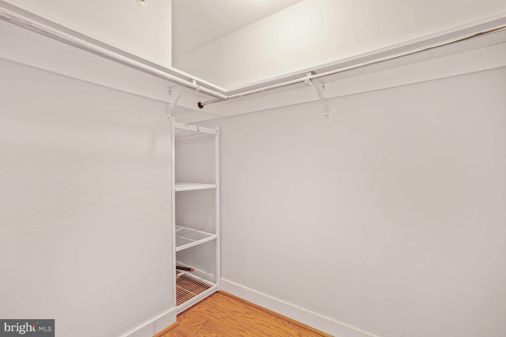 2380 CHAMPLAIN ST NW #104