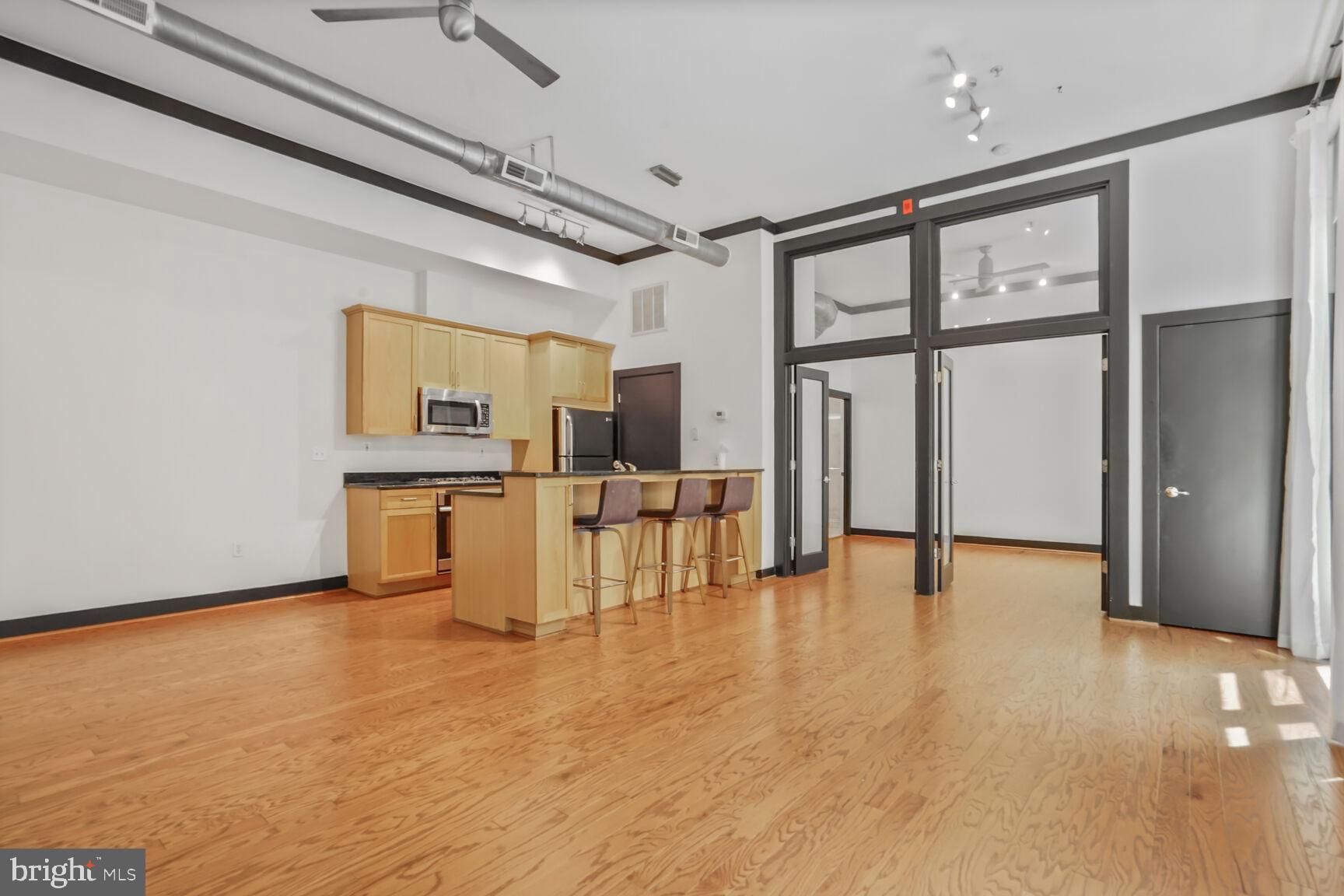 2380 CHAMPLAIN ST NW #104