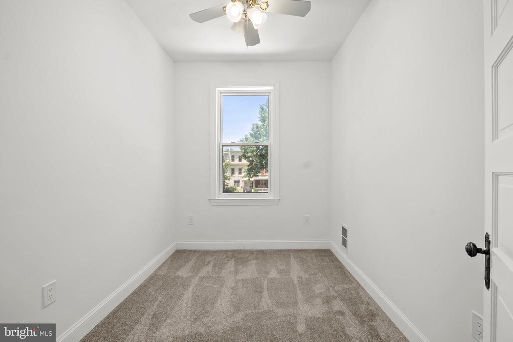 2419 North Capitol St NE