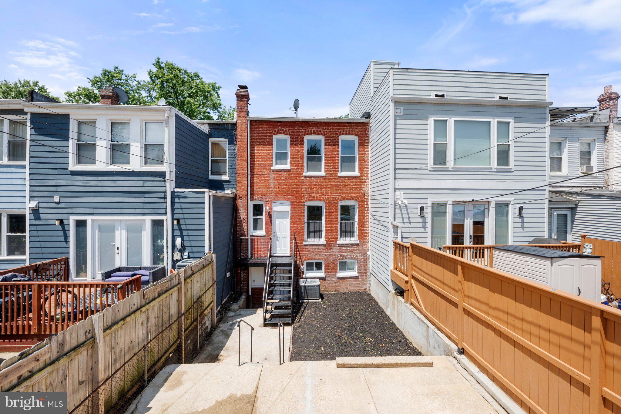 2419 North Capitol St NE