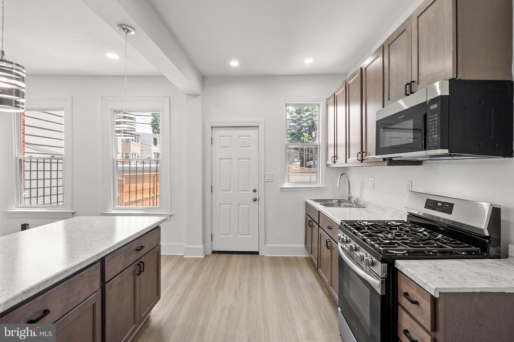 2419 North Capitol St NE