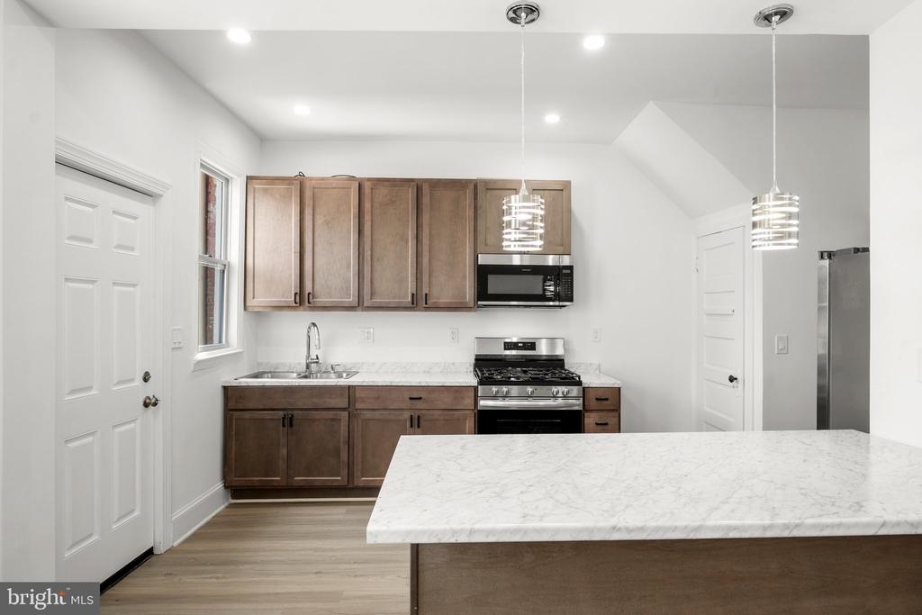 2419 North Capitol St NE