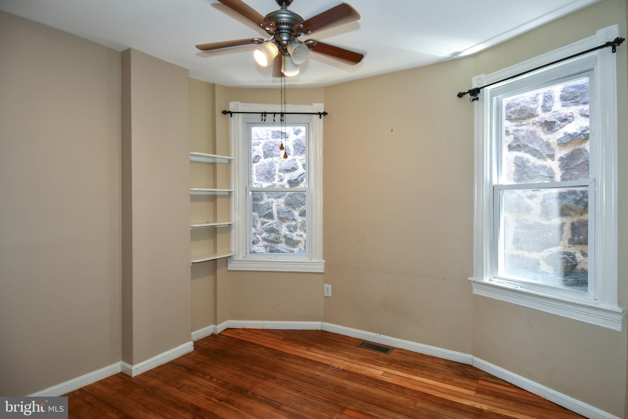 11 R ST NW