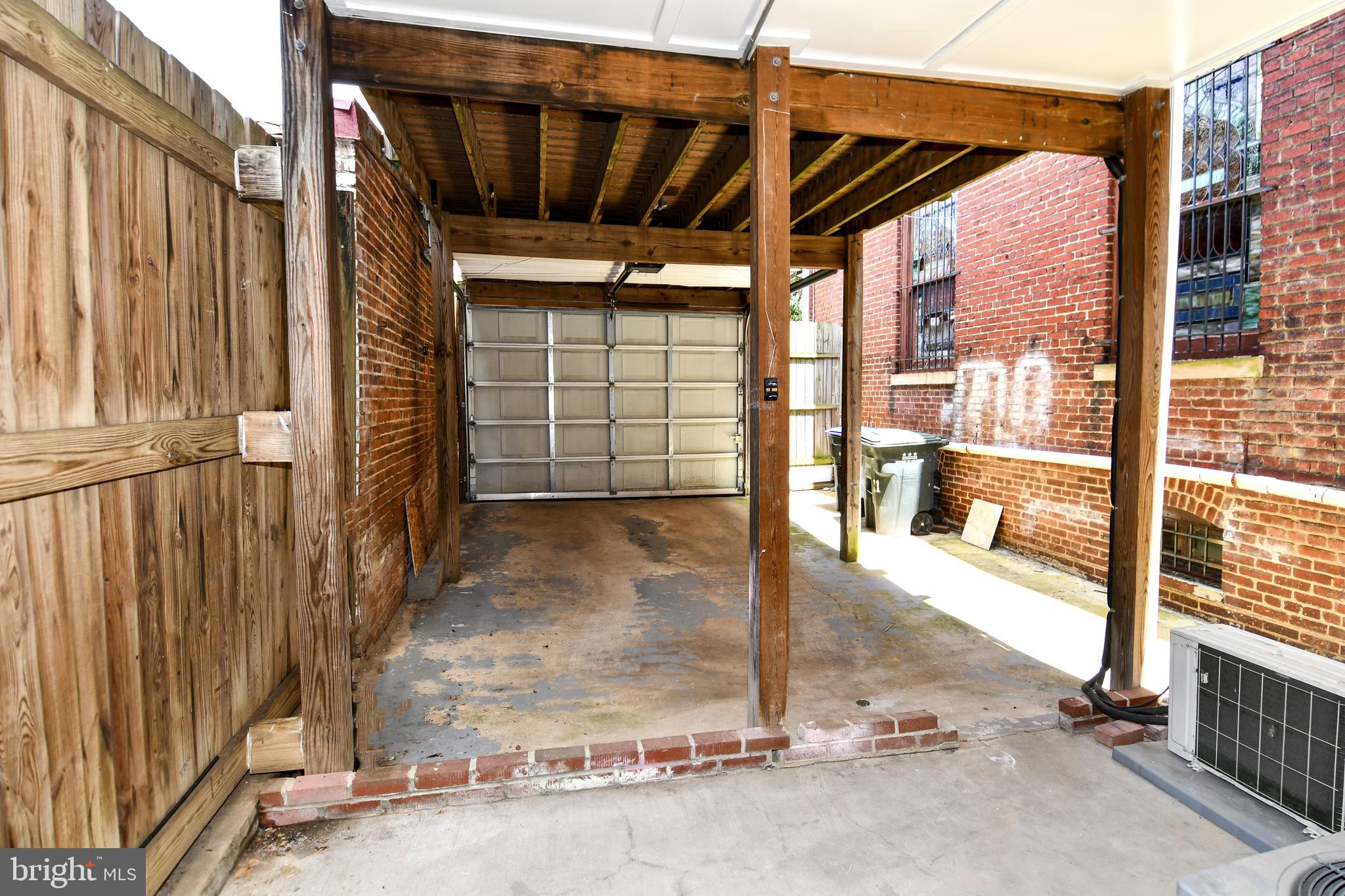 11 R ST NW
