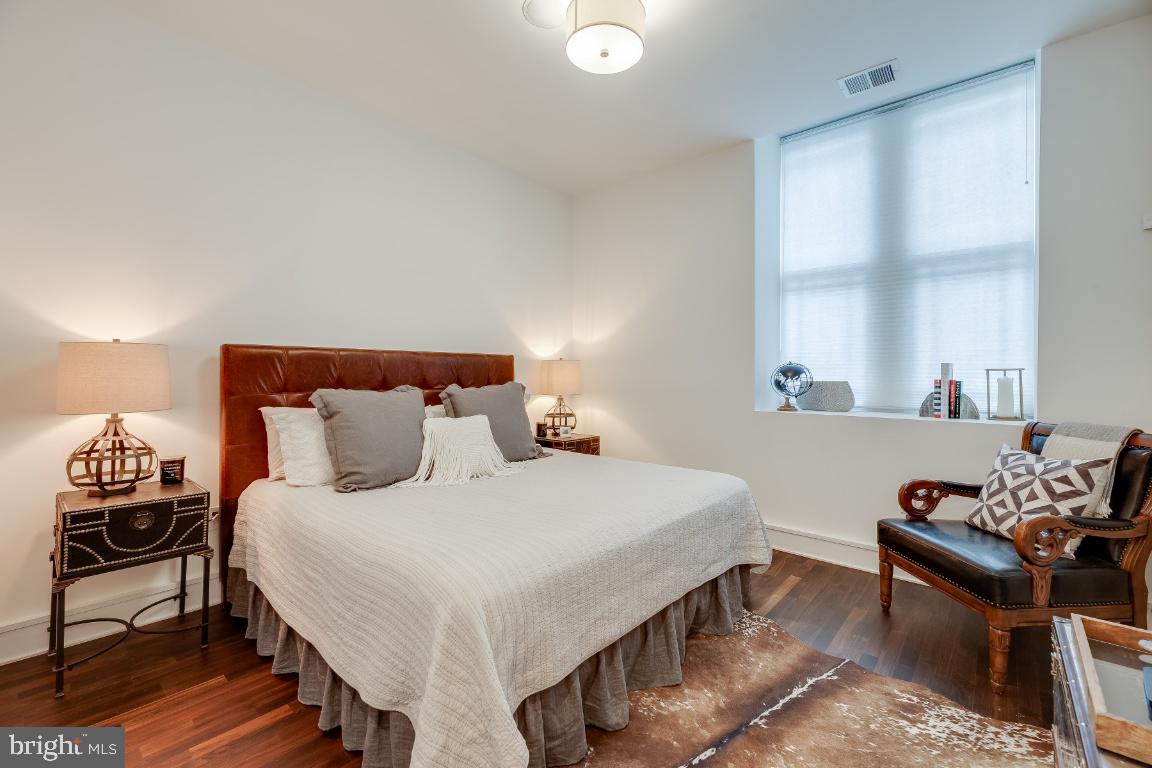 609 Maryland Ave NE #4