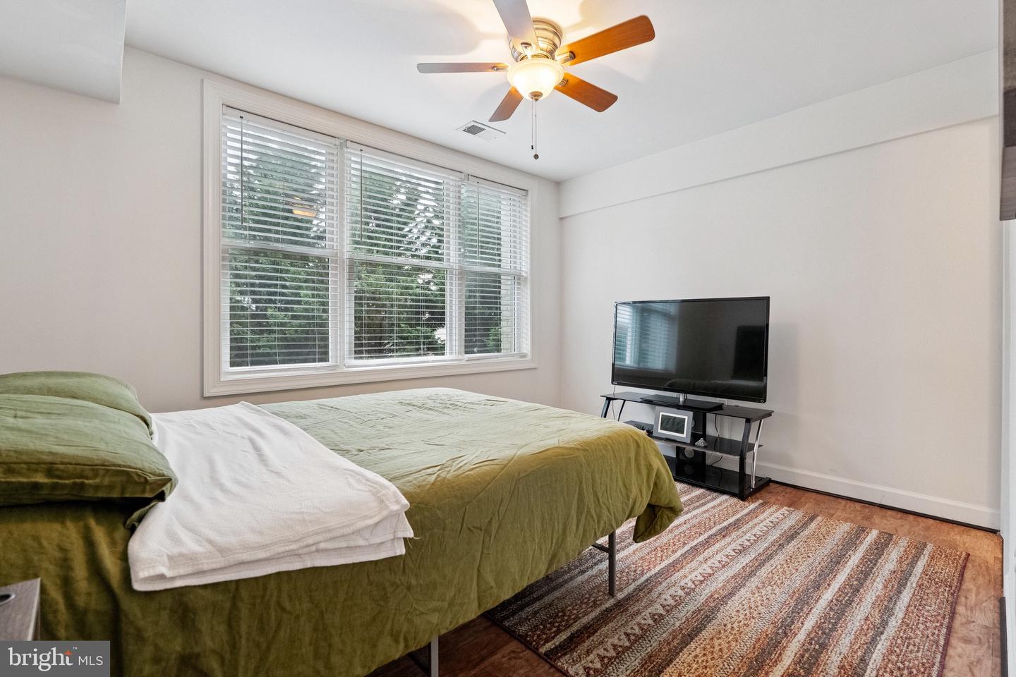5040 1st St NW #301