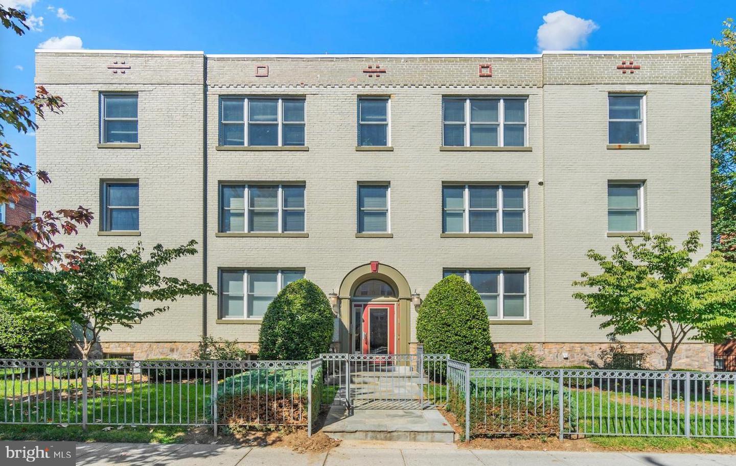 5040 1st St NW #301