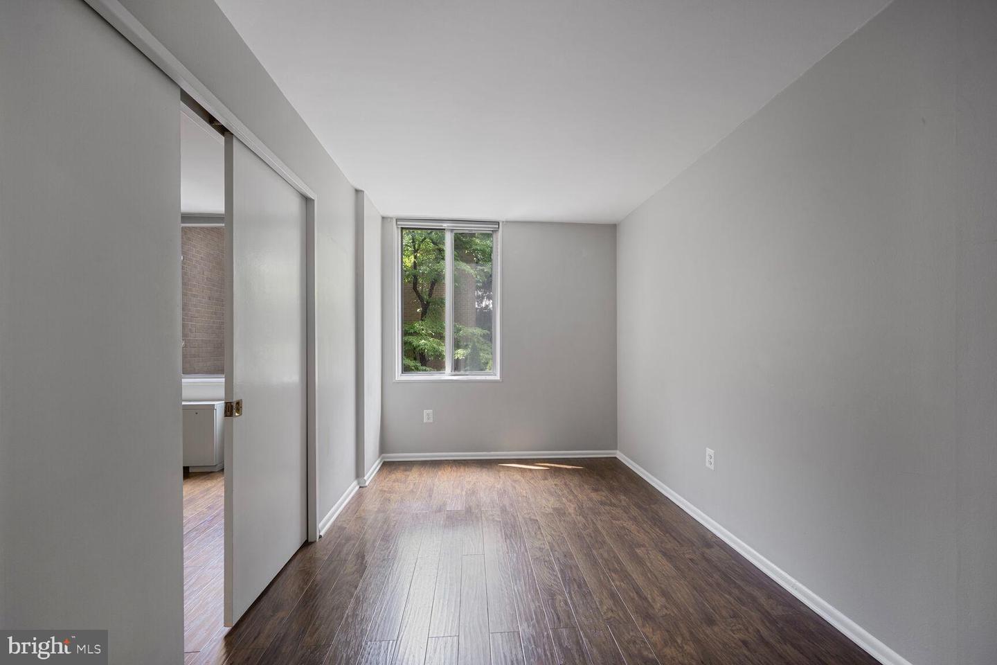 2939 van Ness St NW #405