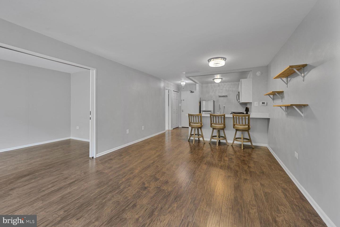 2939 van Ness St NW #405