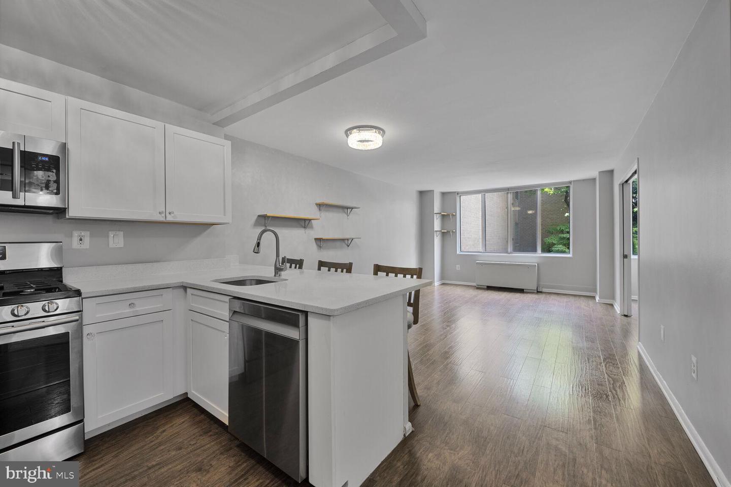 2939 van Ness St NW #405