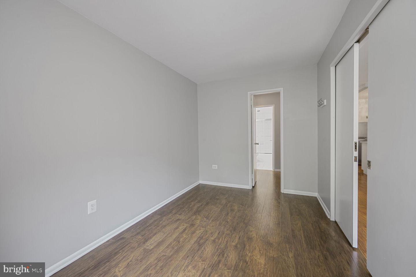 2939 van Ness St NW #405