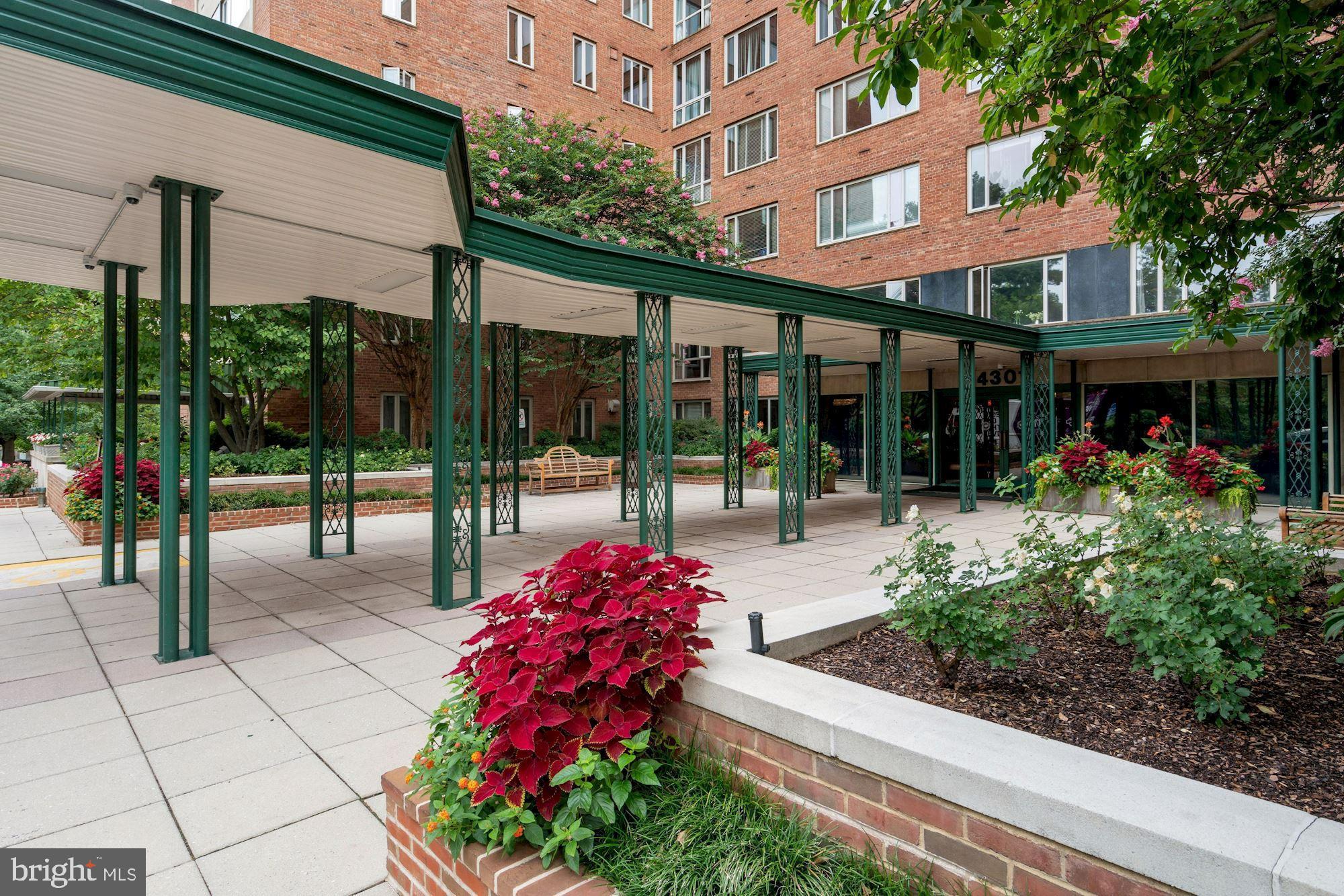 4301 MASSACHUSETTS AVE NW #3014