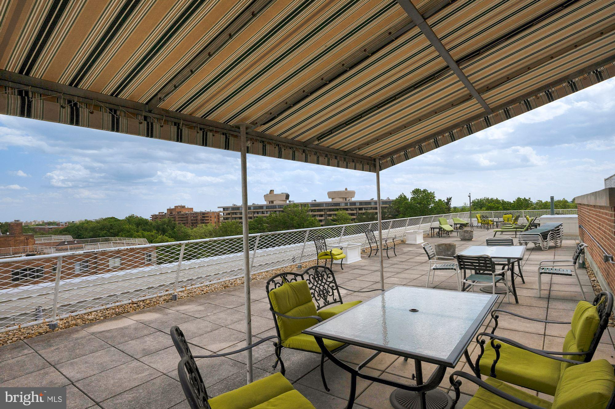4301 MASSACHUSETTS AVE NW #3014