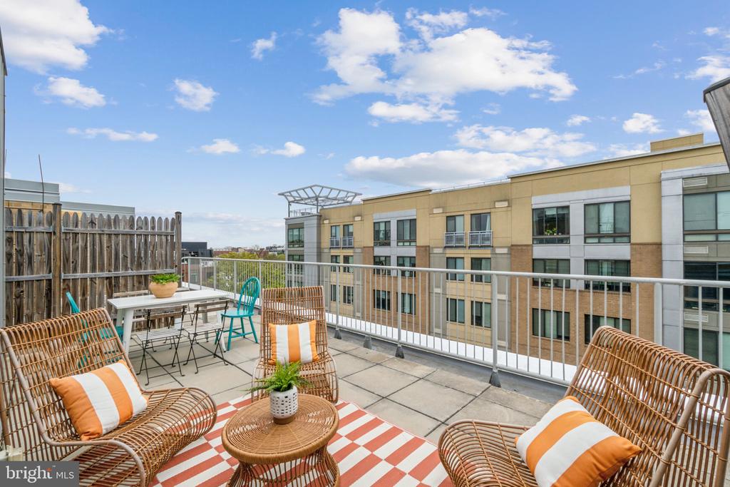 701 Lamont St NW #Ph-50