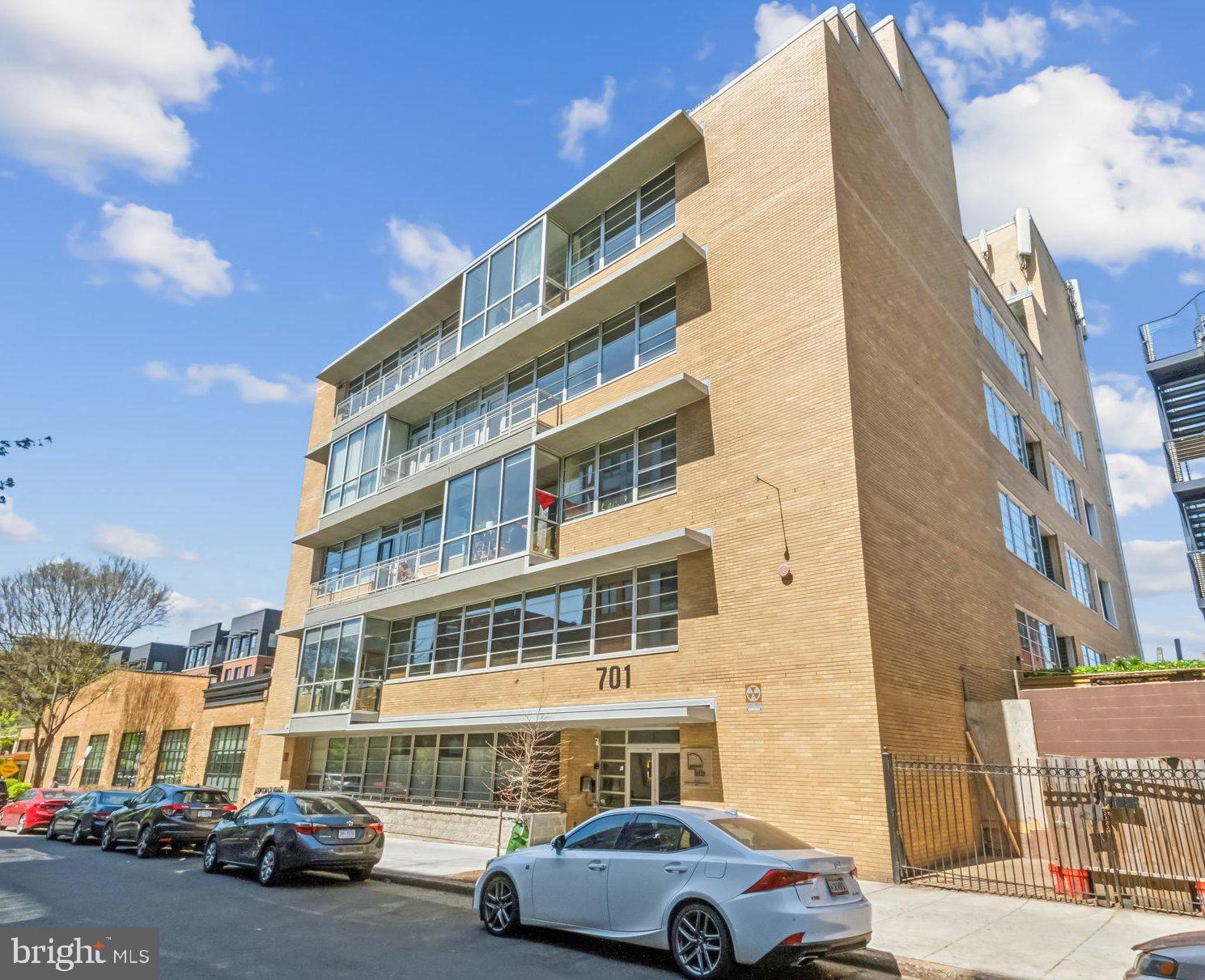 701 Lamont St NW #Ph-50