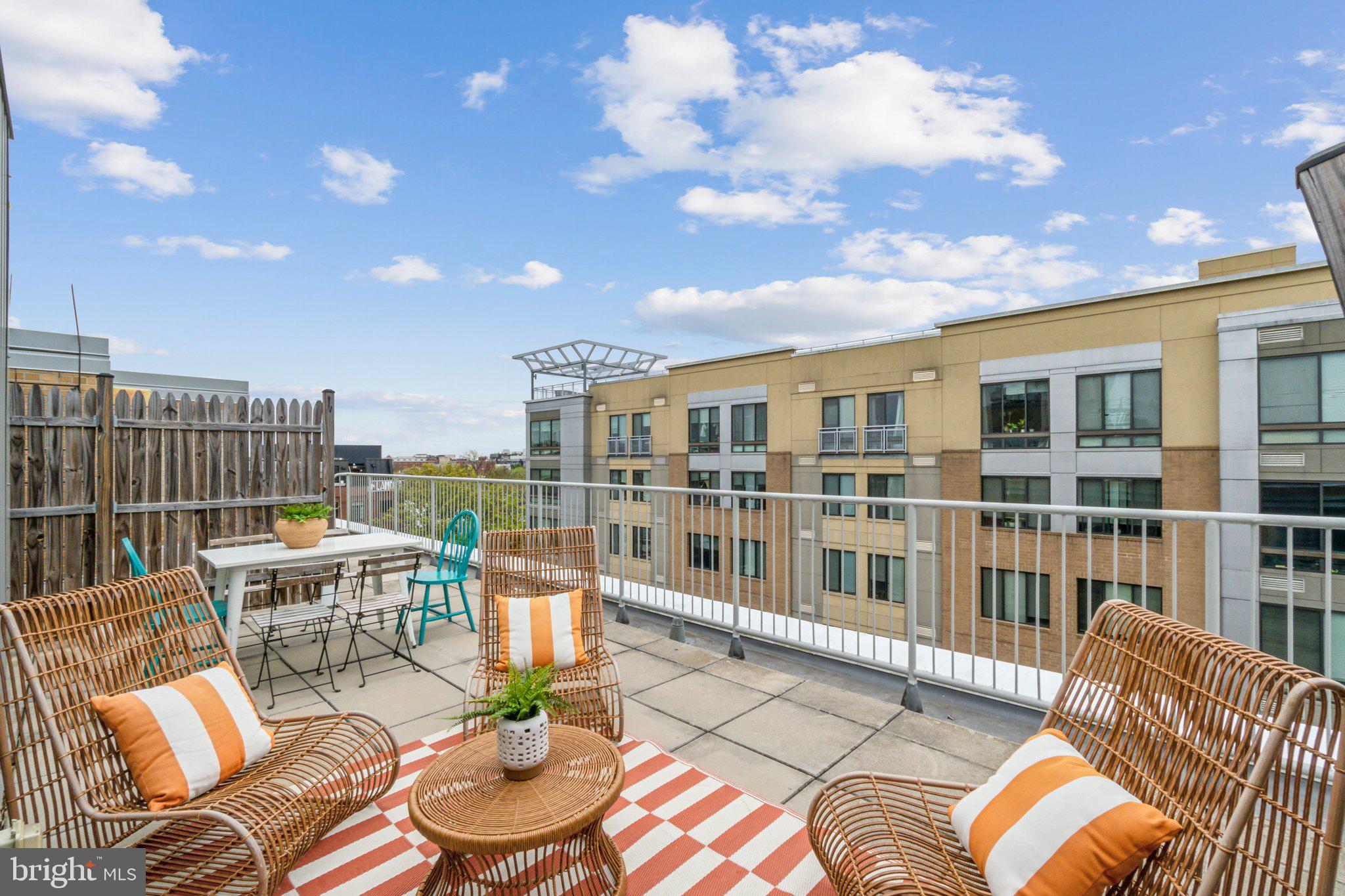 701 Lamont St NW #Ph-50
