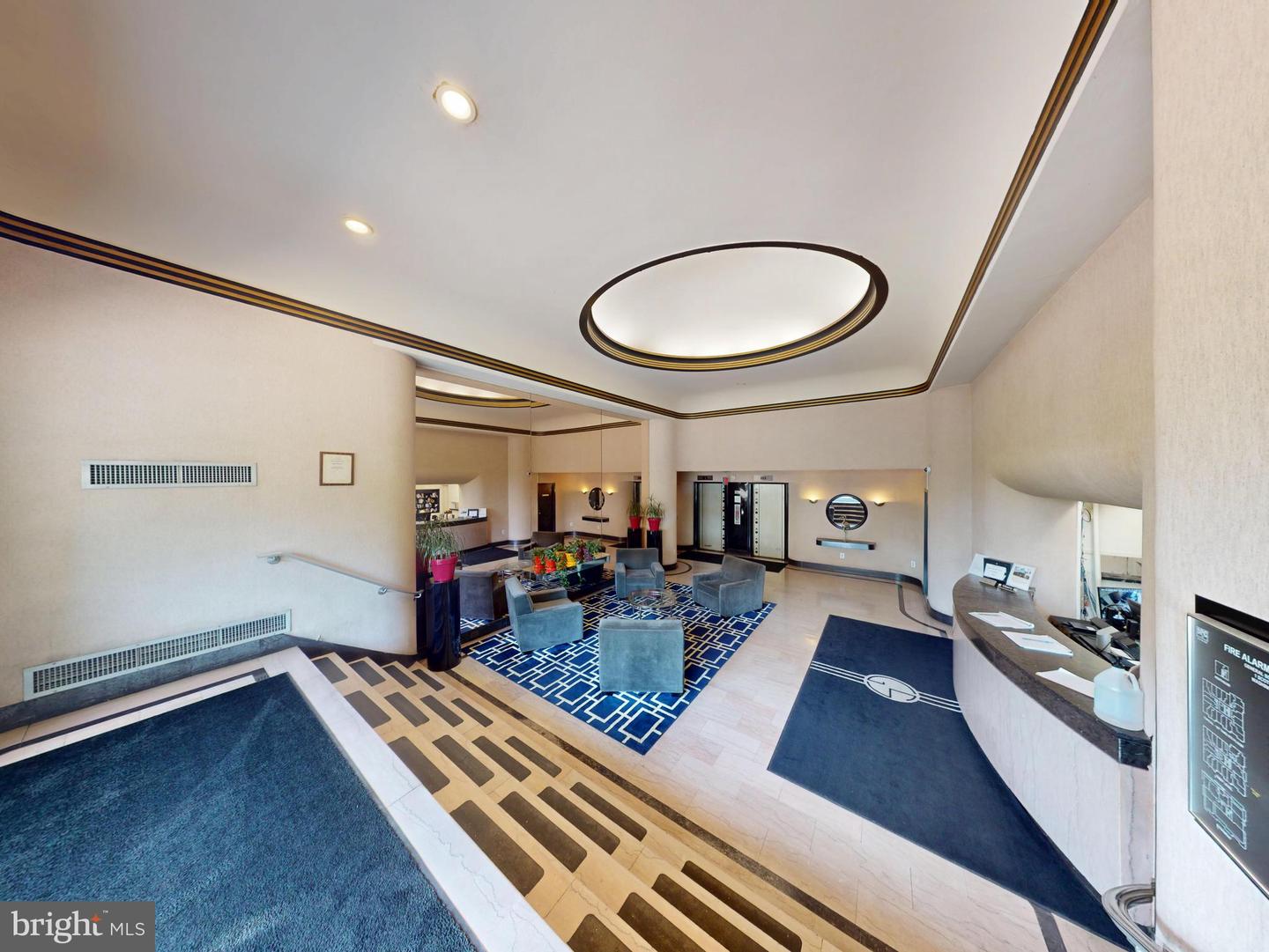 1 Scott Cir NW #713