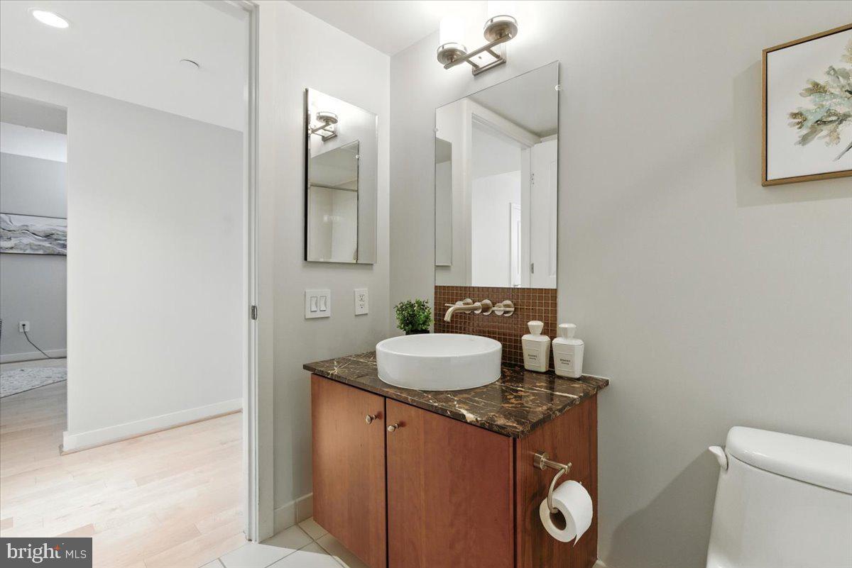 1025 1ST STREET SE 612