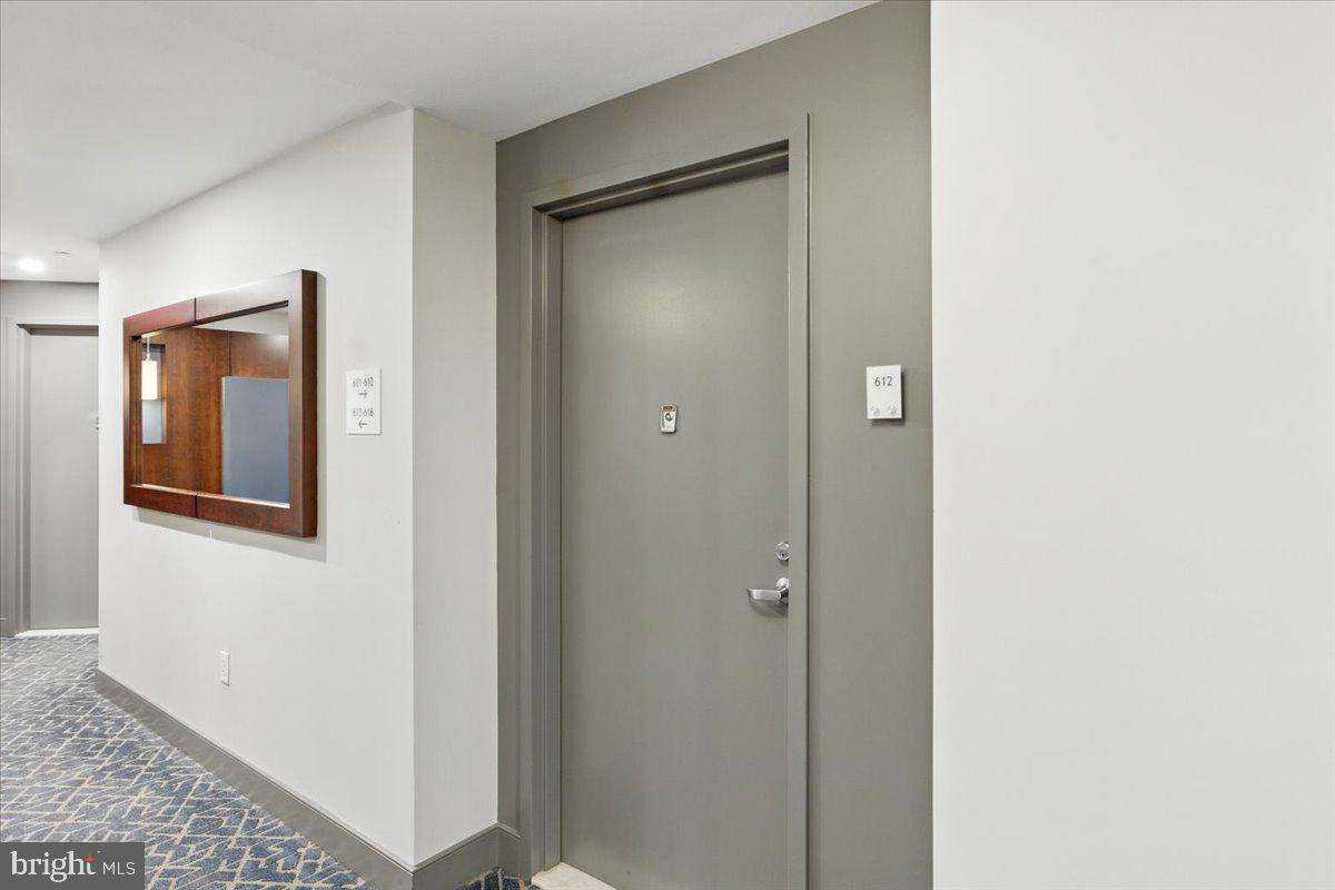 1025 1ST STREET SE 612