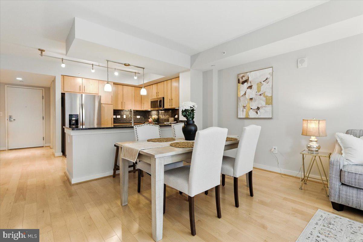 1025 1ST STREET SE 612