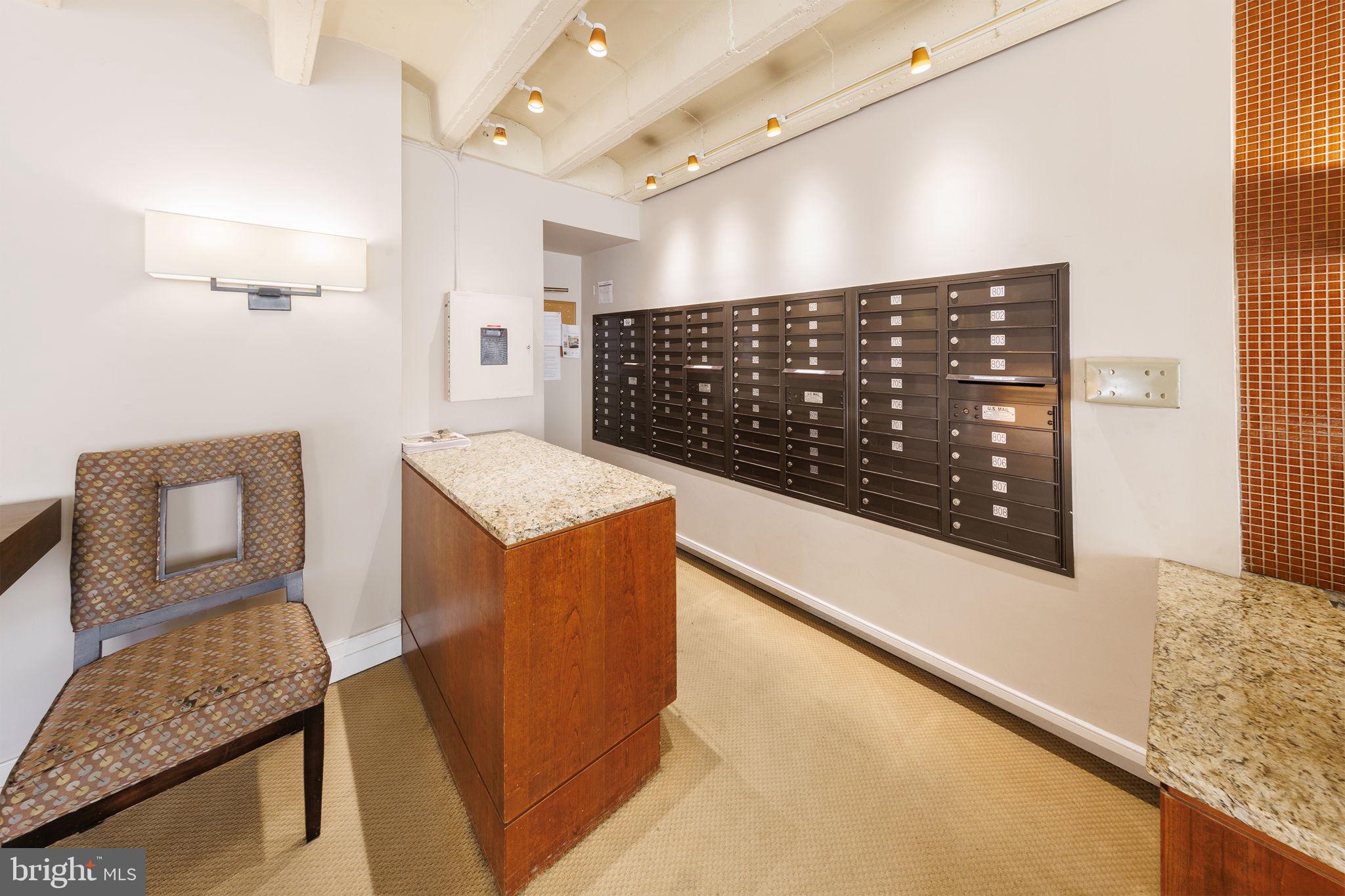 3315 WISCONSIN AVENUE NW B1