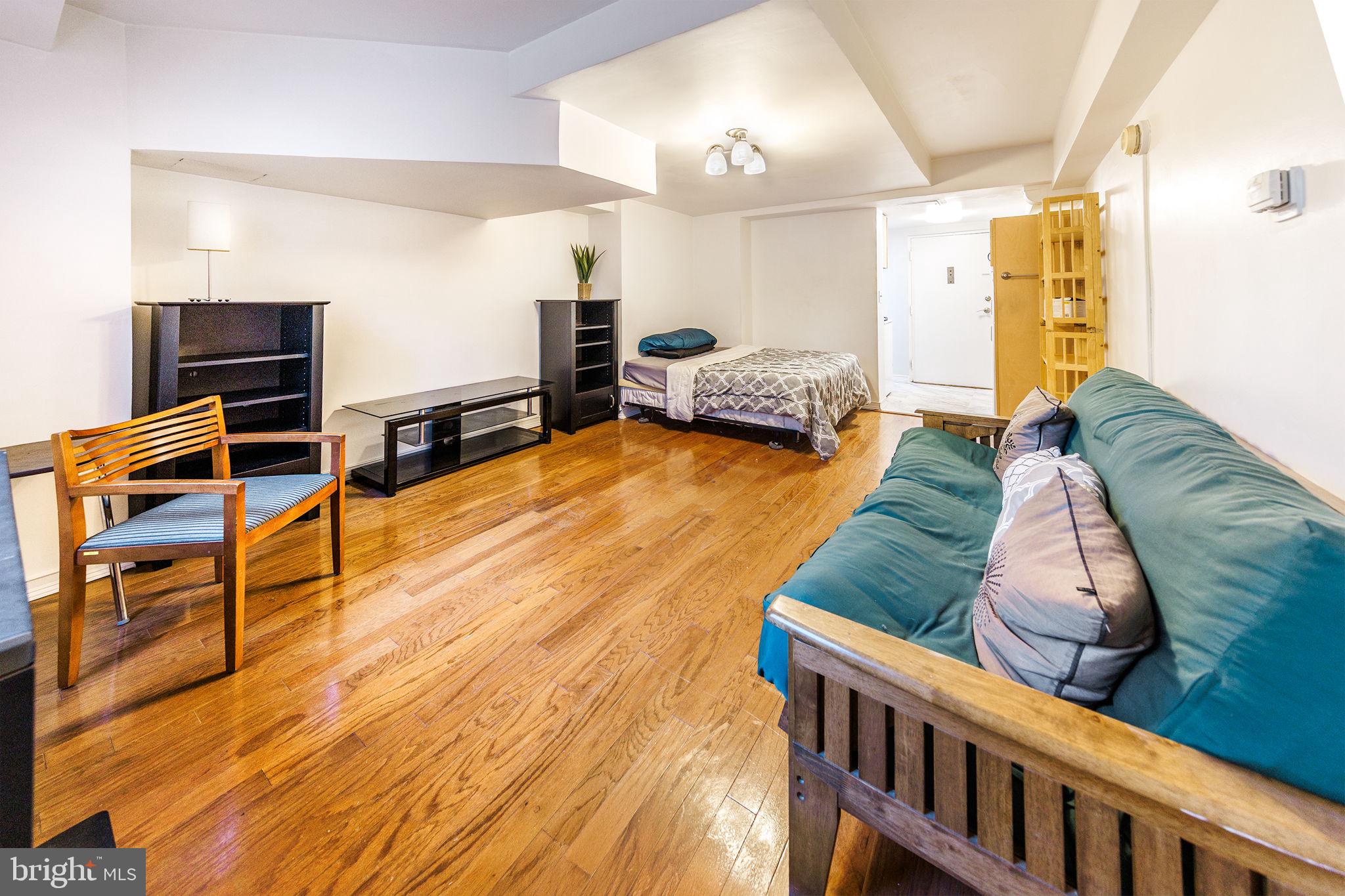 3315 WISCONSIN AVENUE NW B1