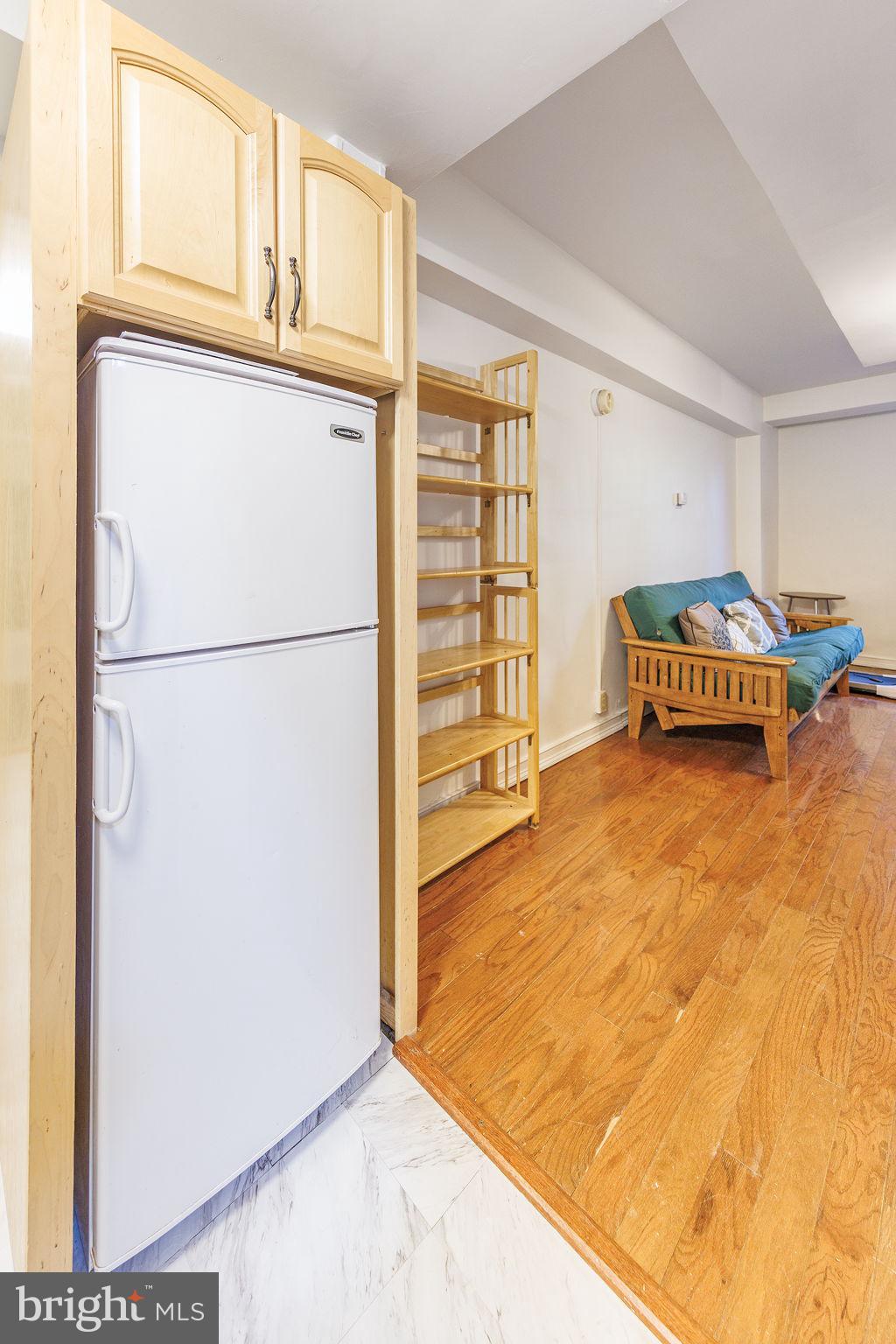 3315 WISCONSIN AVENUE NW B1