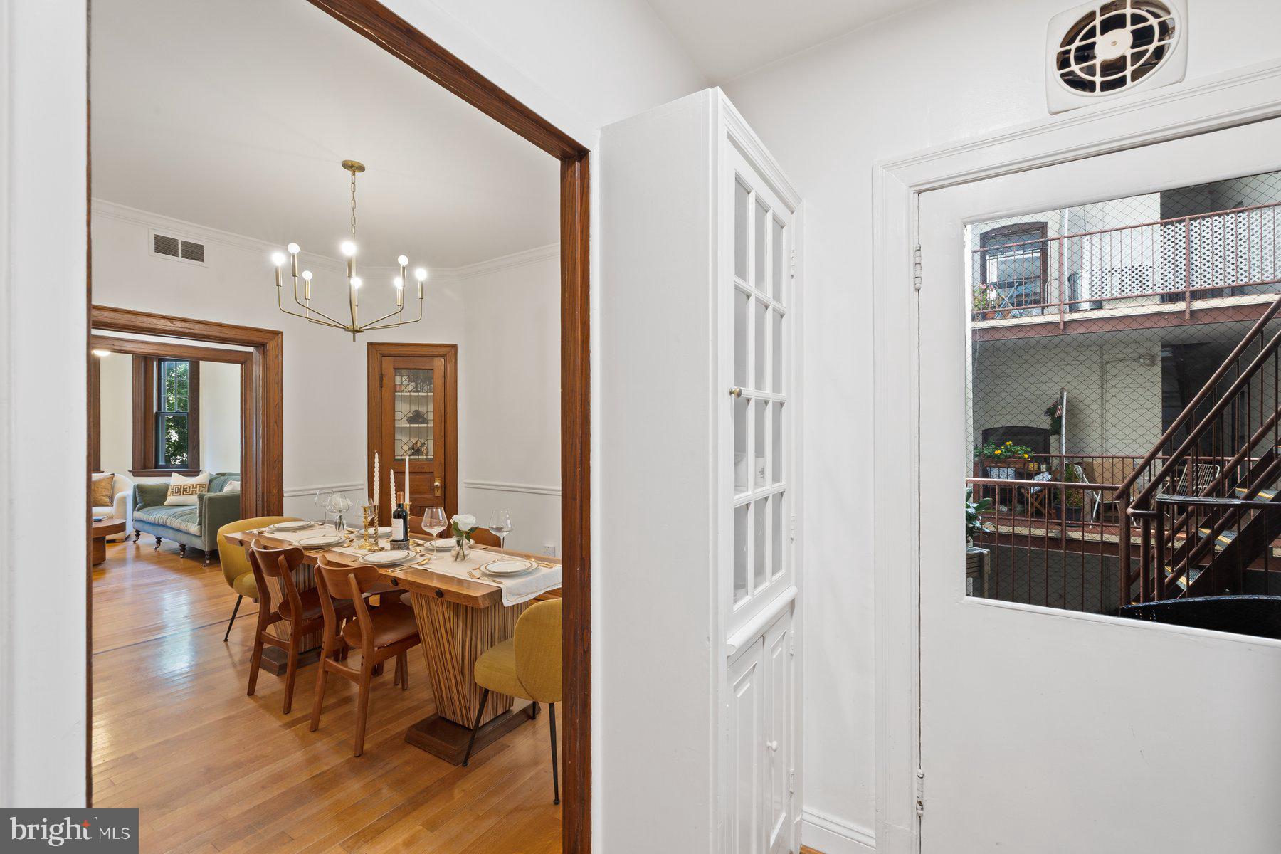 3020 DENT PLACE NW 30W