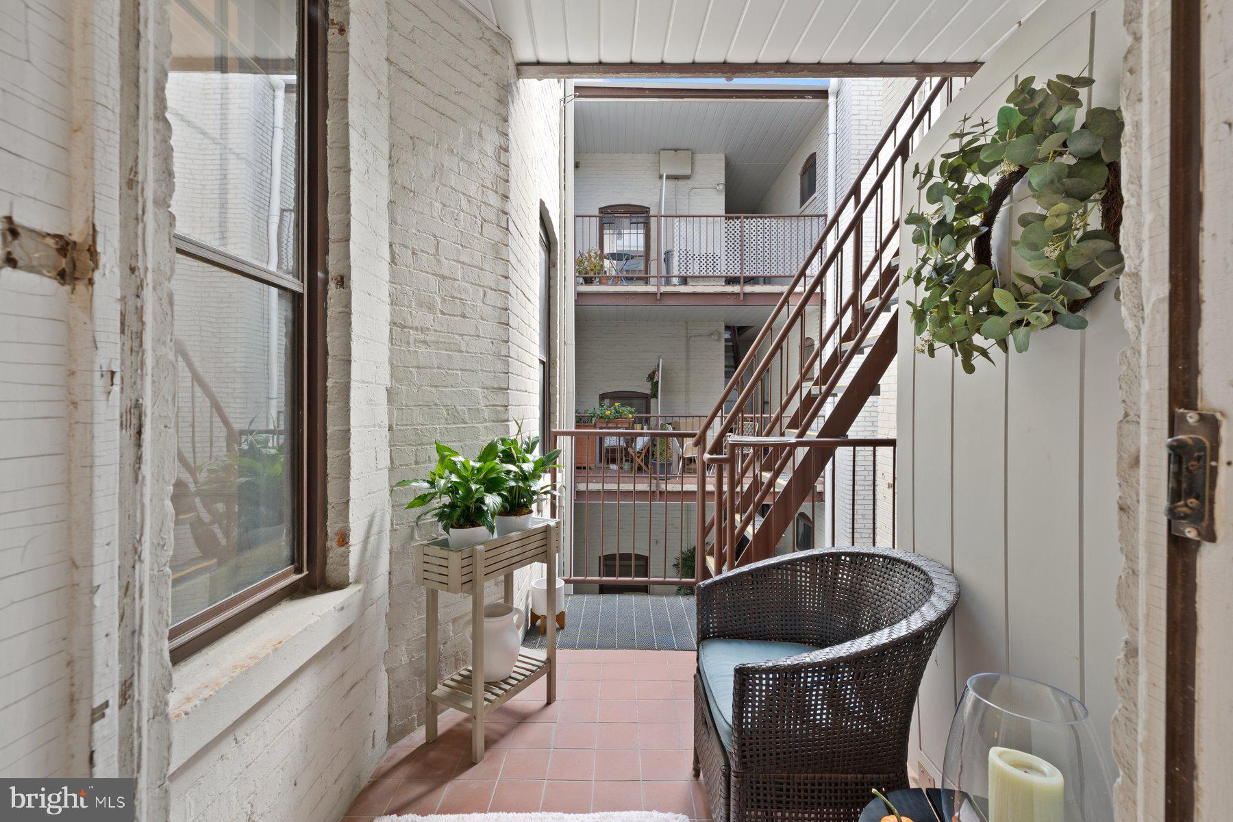 3020 DENT PLACE NW 30W