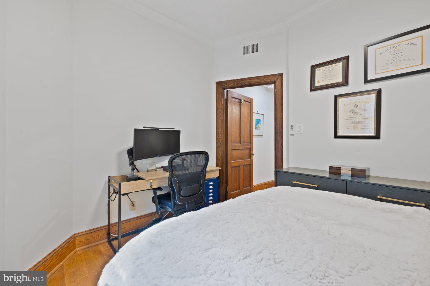 3020 DENT PLACE NW 30W