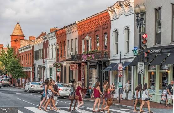 3020 DENT PLACE NW 30W