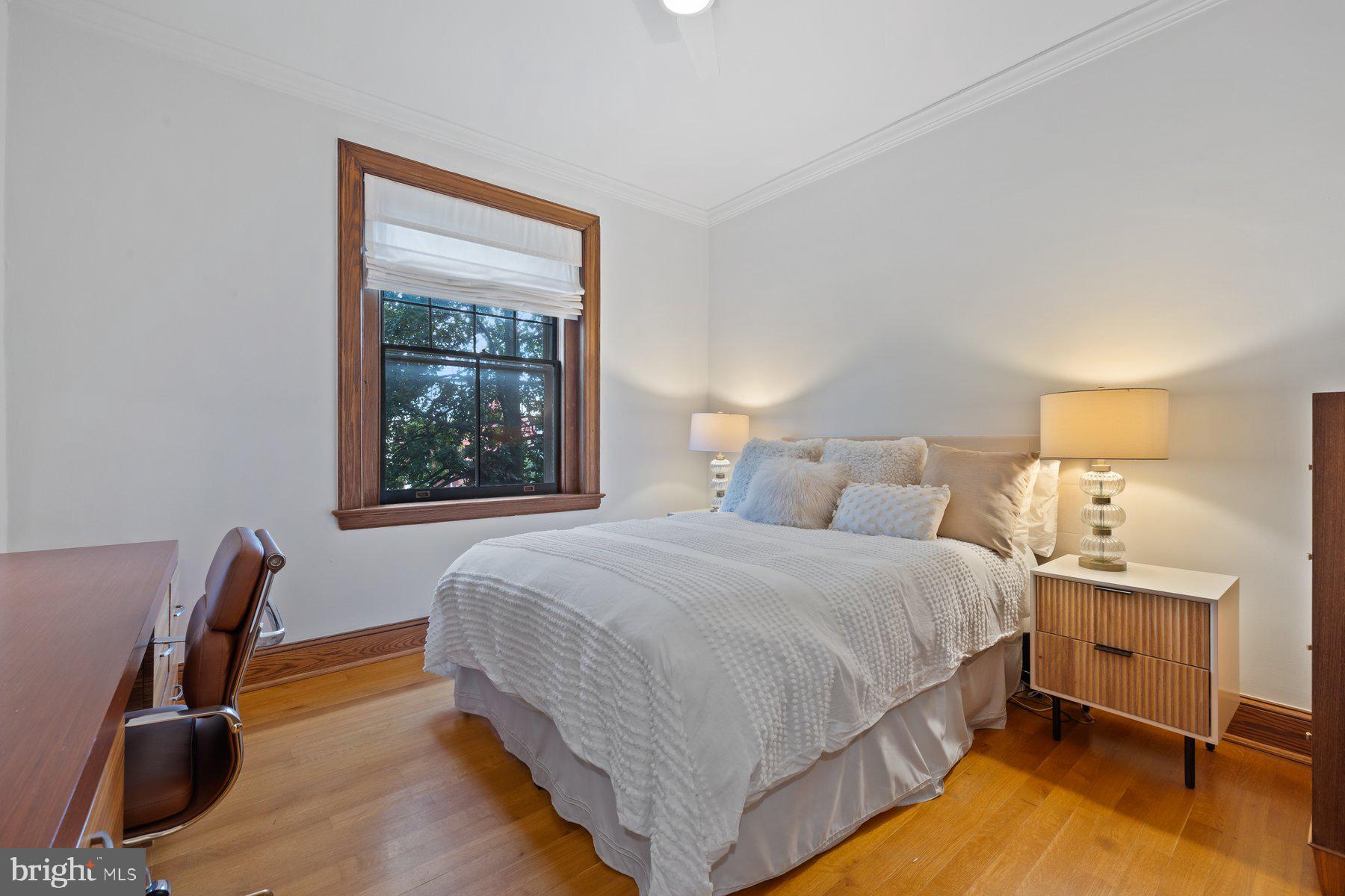 3020 DENT PLACE NW 30W