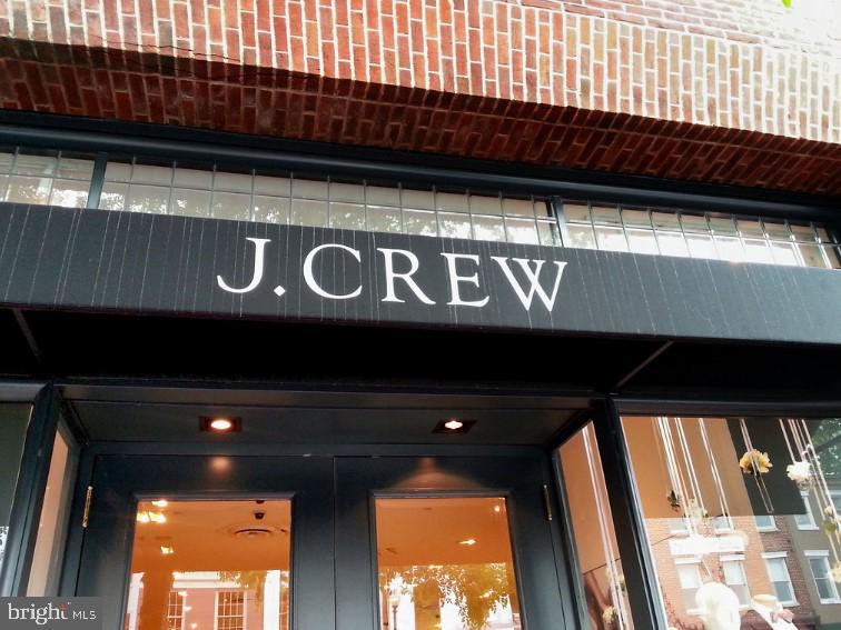 3020 DENT PLACE NW 30W