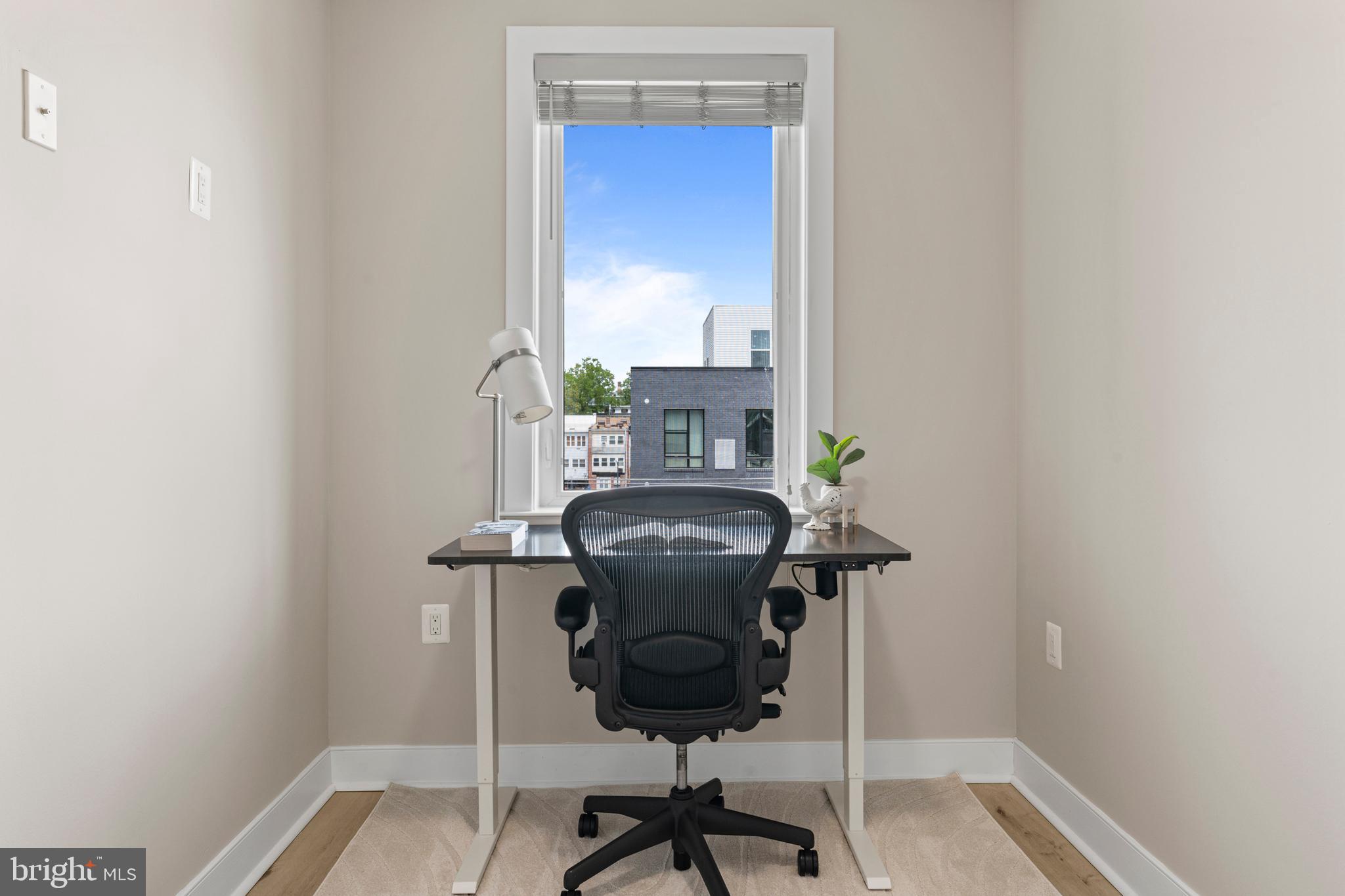 818 NW KENNEDY STREET NW 9