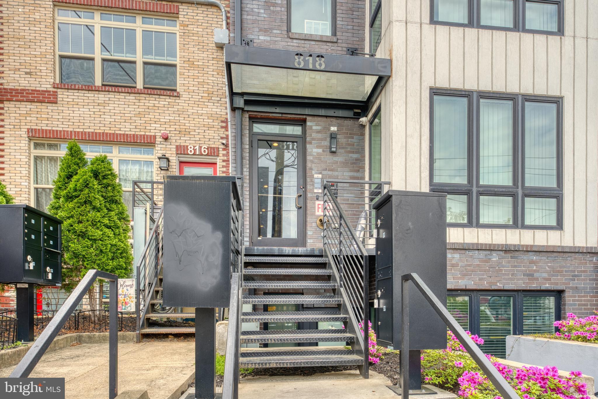 818 NW KENNEDY STREET NW 9