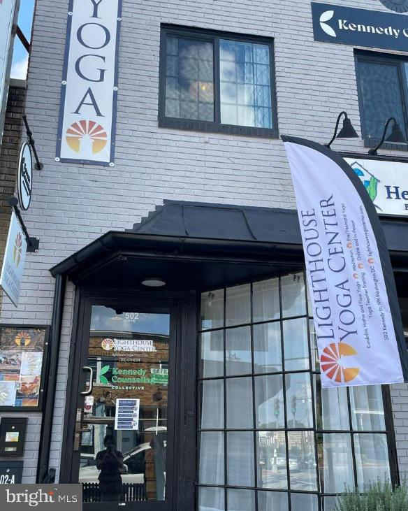 818 NW KENNEDY STREET NW 9