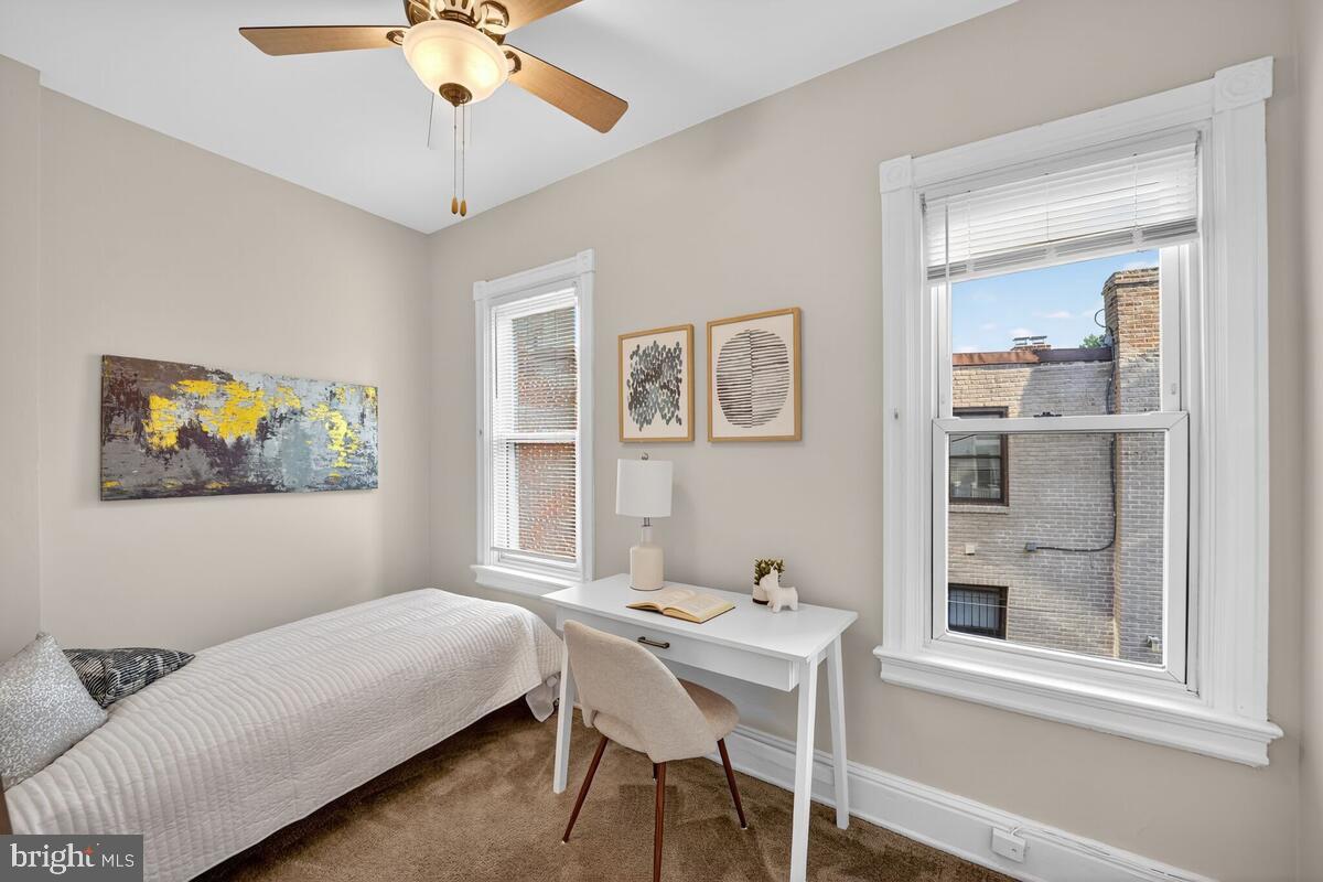 1327 SOUTH CAROLINA AVENUE SE