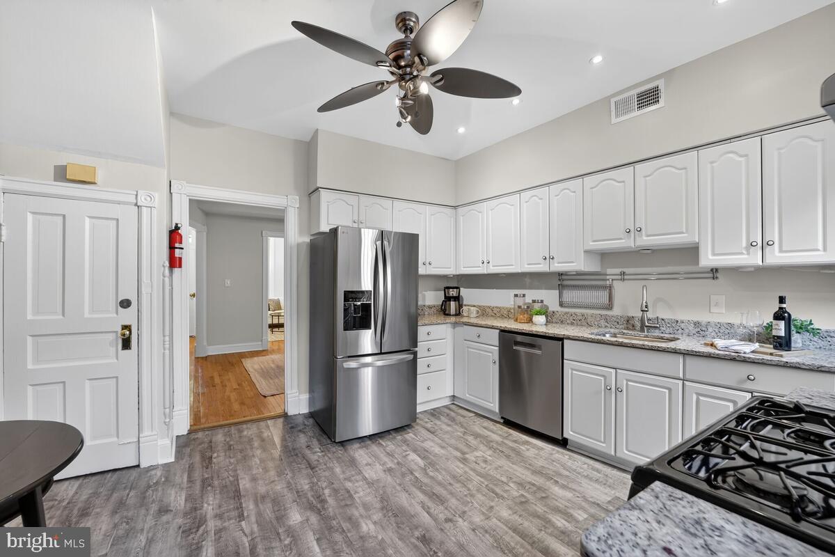 1327 SOUTH CAROLINA AVENUE SE