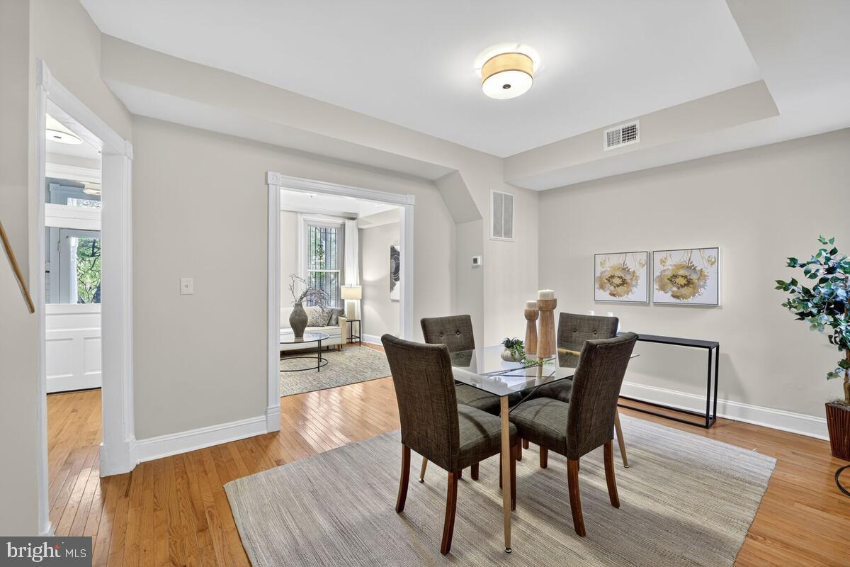 1327 SOUTH CAROLINA AVENUE SE