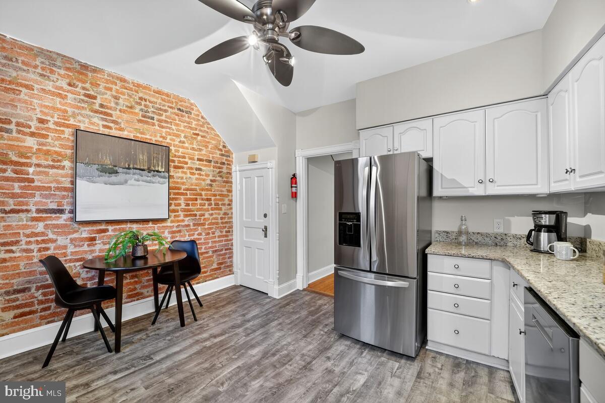 1327 SOUTH CAROLINA AVENUE SE