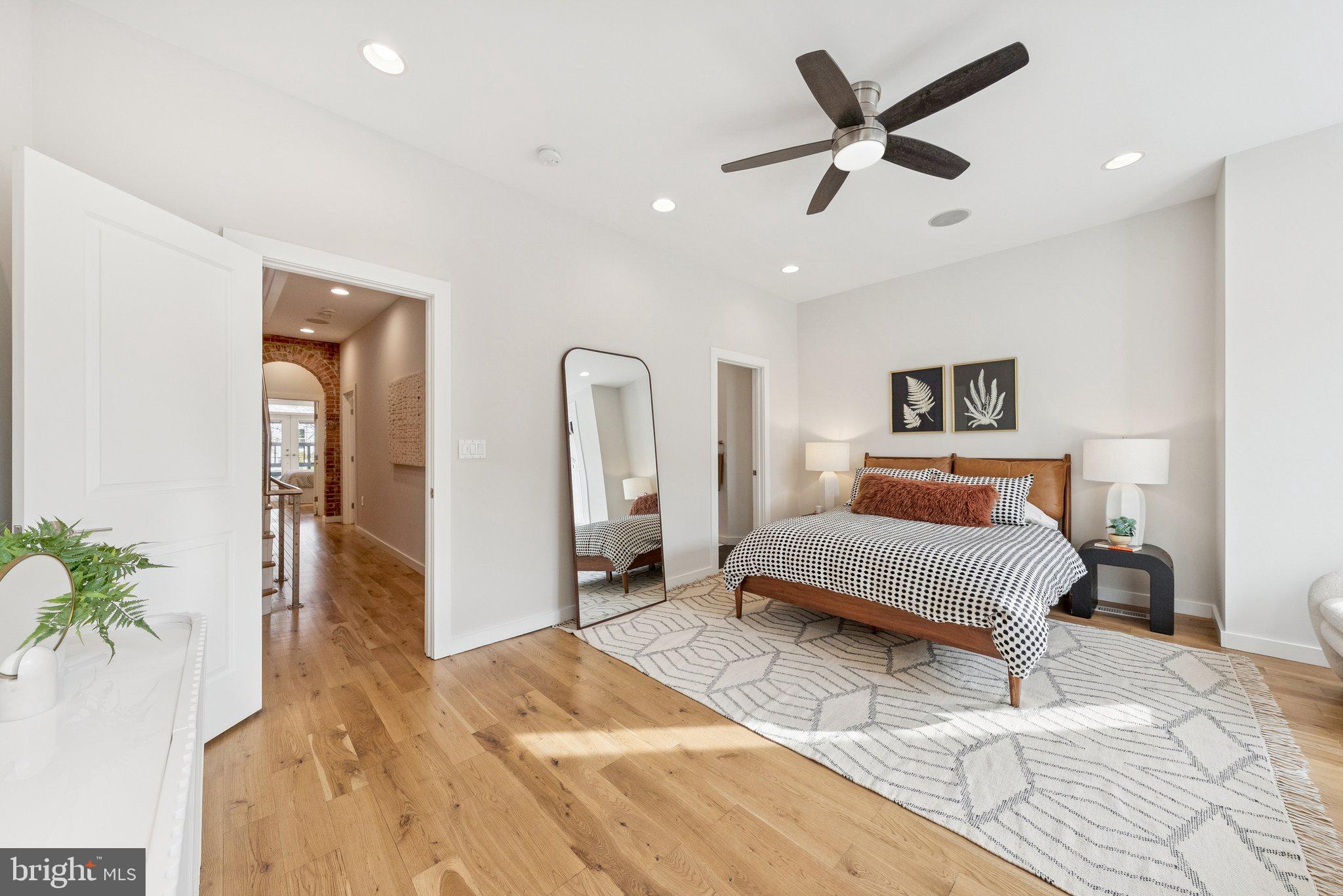 933 WESTMINSTER STREET NW