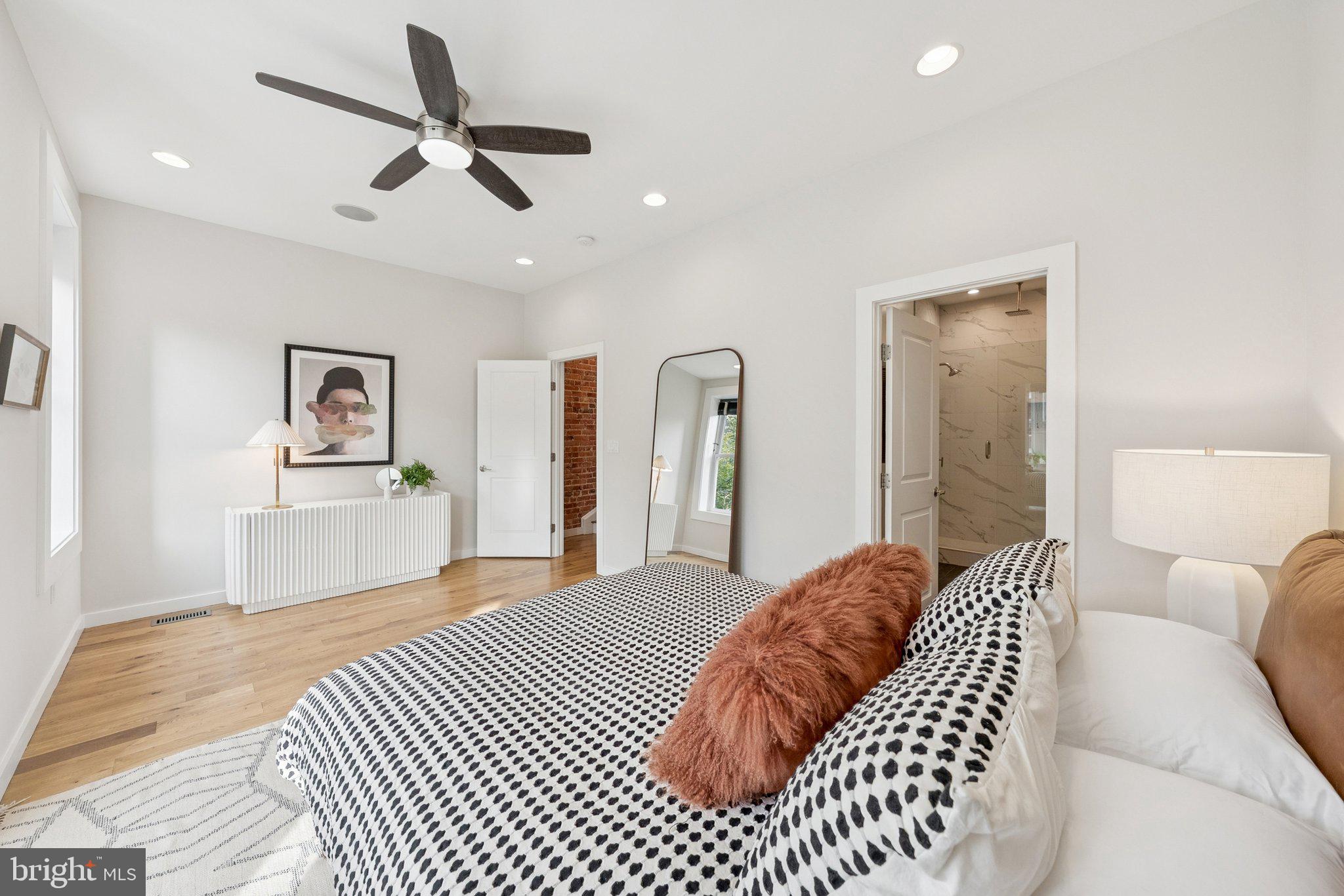 933 WESTMINSTER STREET NW